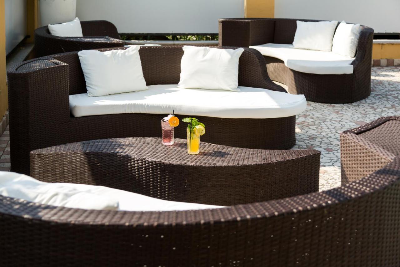New Garden Hotel Torbole Sul Garda ภายนอก รูปภาพ