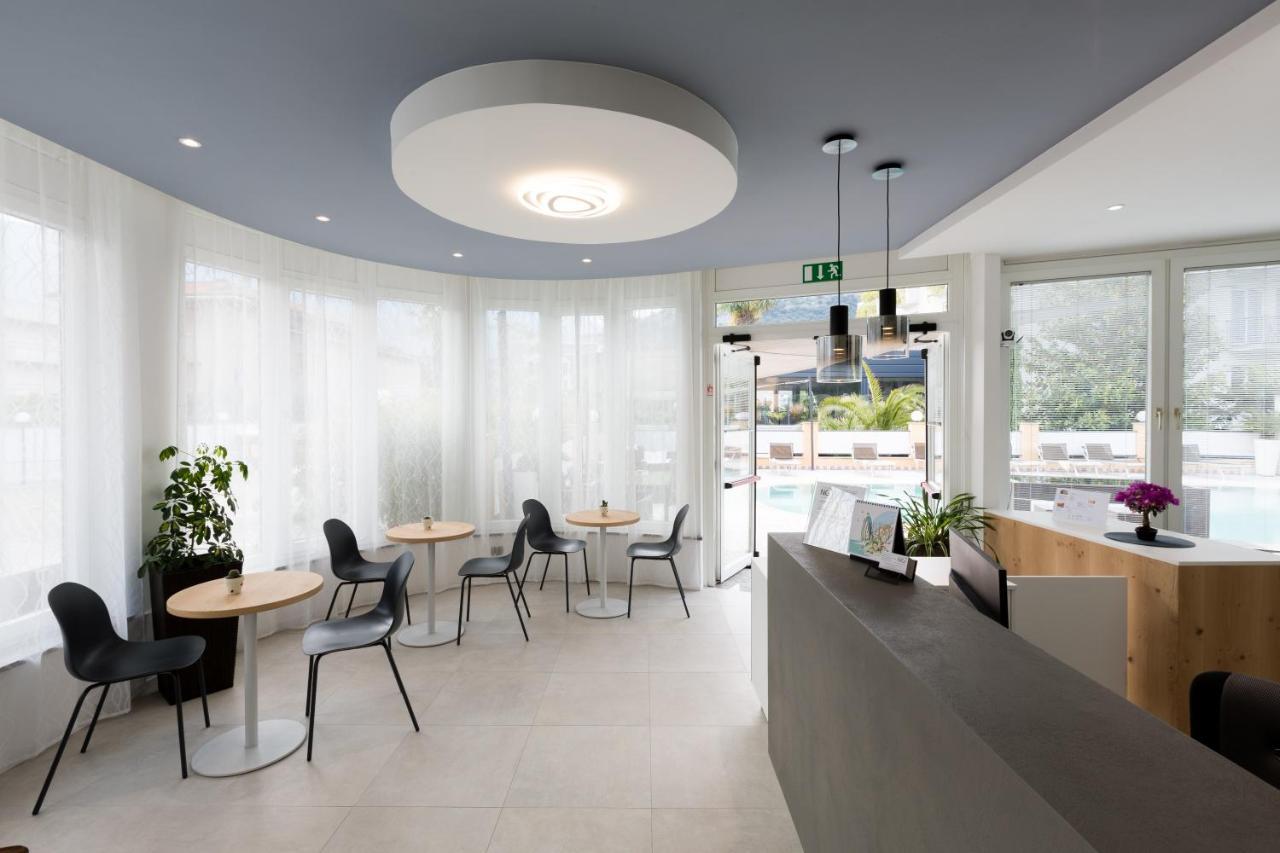 New Garden Hotel Torbole Sul Garda ภายนอก รูปภาพ