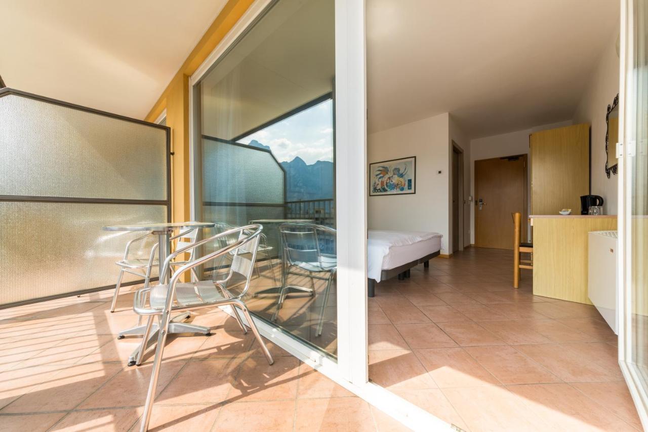 New Garden Hotel Torbole Sul Garda ภายนอก รูปภาพ
