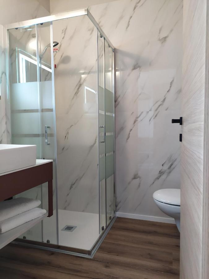New Garden Hotel Torbole Sul Garda ภายนอก รูปภาพ