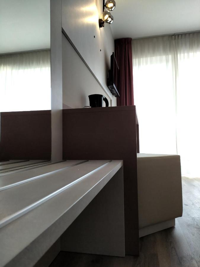 New Garden Hotel Torbole Sul Garda ภายนอก รูปภาพ
